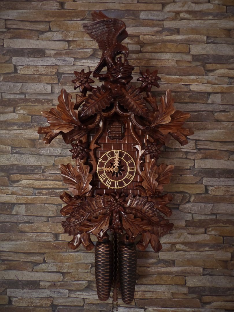 MCC cuckoo-clock 8-days with eagle, farn, oak-leaves and edelweis
